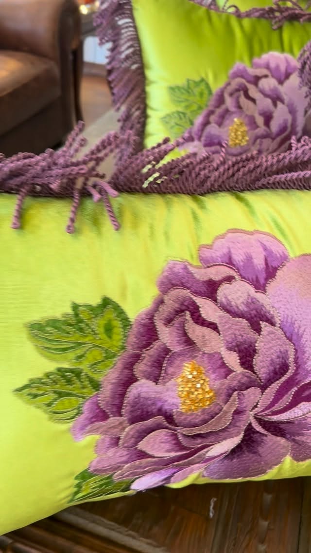 Lilac Sofa Cushion Set by Baysal Home, An embroidered cushion set in purple and green tones prepared for lilac sofas.